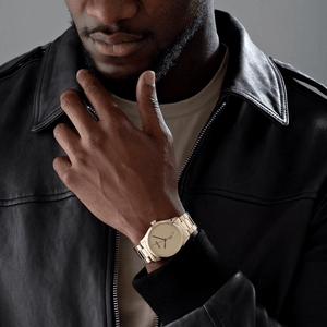 Gucci YA126461 G-Timeless Yellow Gold Dial Unisex Watch — view 4