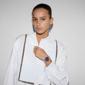 Gucci YA1265043 G-Timeless Bee Dial Unisex Watch — view 5