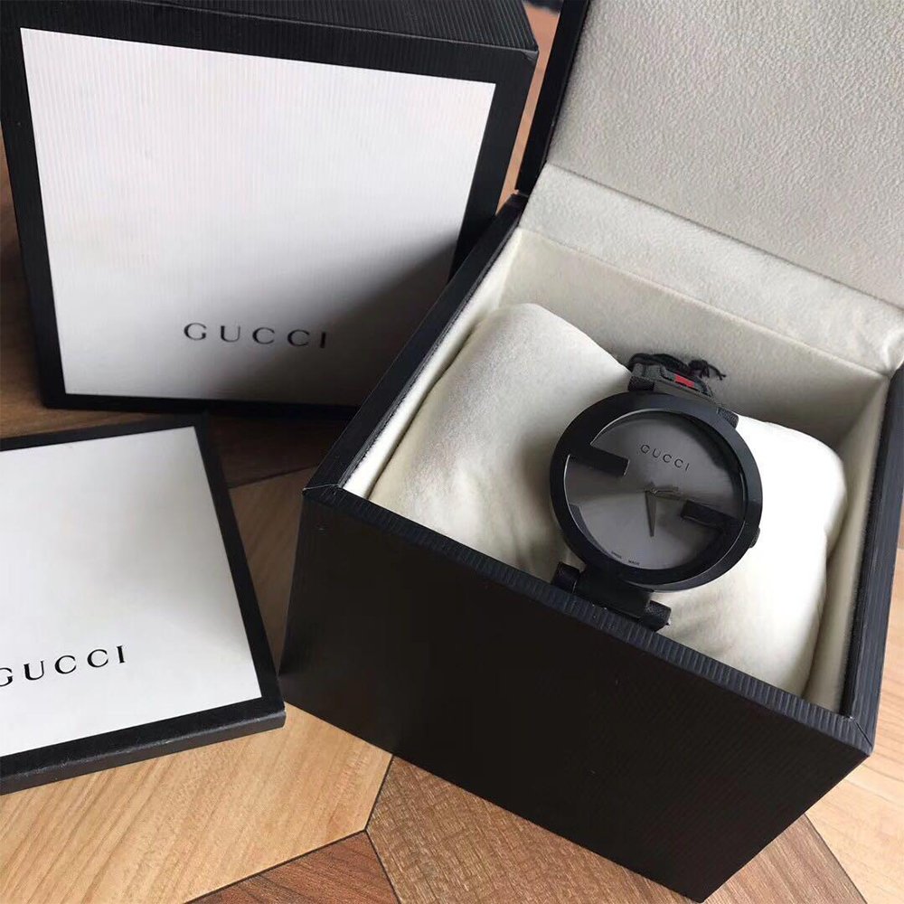 Gucci YA133206 Interlocking 42mm Red and Green Pattern Strap Unisex Watch — view 5